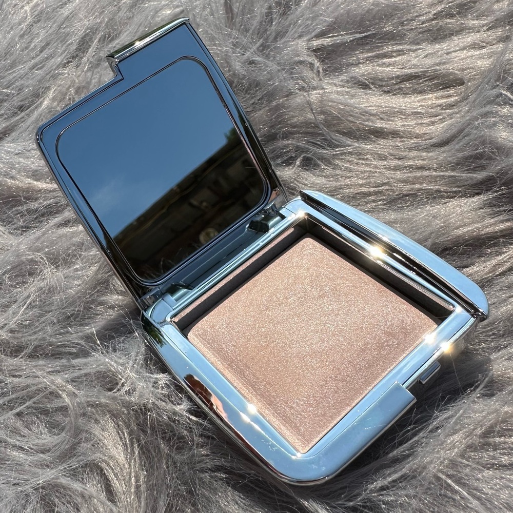 HOURGLASS Ambient® Strobe Lighting Powder